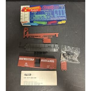 Roundhouse Products HO Scale 40' AAR Box Car Western Maryland #90801 Unassembled